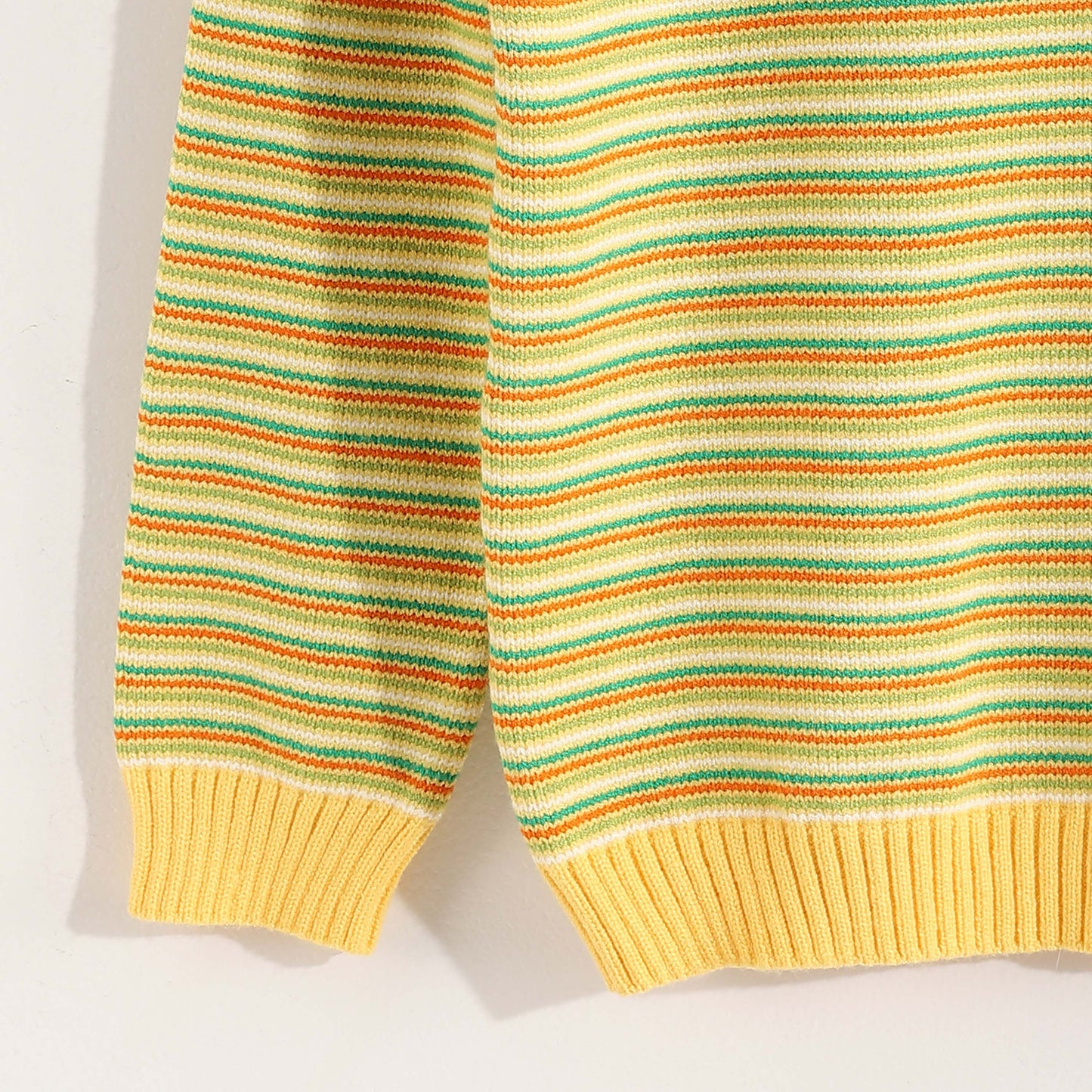 Thinly Stripedt pullover