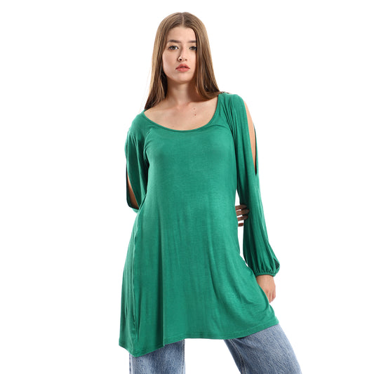 Jamila Women Wide Round Collar Tunic With Sided Sleeves Slits