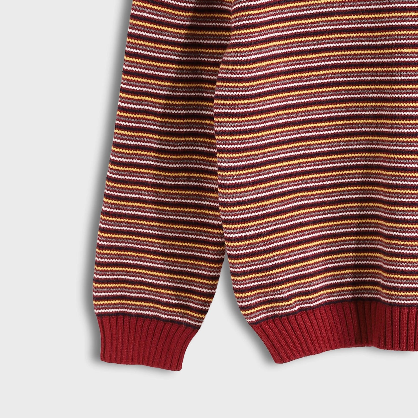 Thinly Stripedt pullover