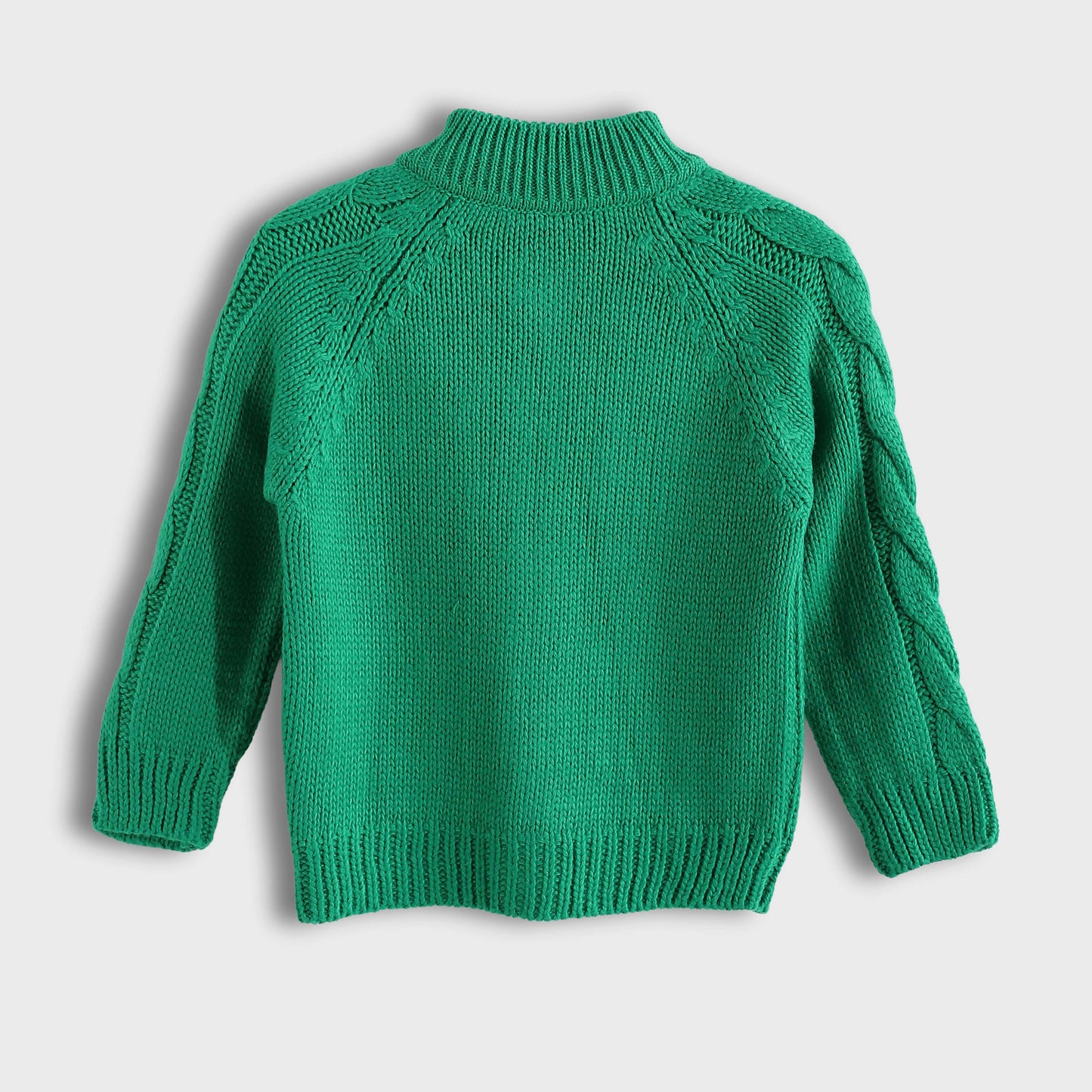 Knitted pullover with zipper