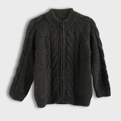 Knitted pullover with zipper