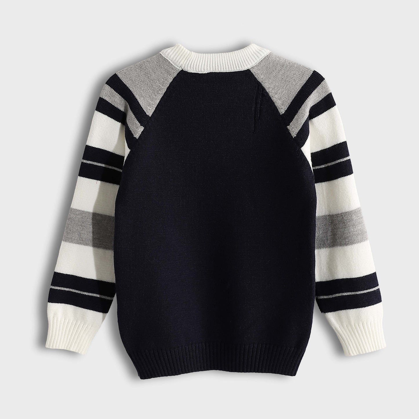 Ronde Bucklet Neck Pullover