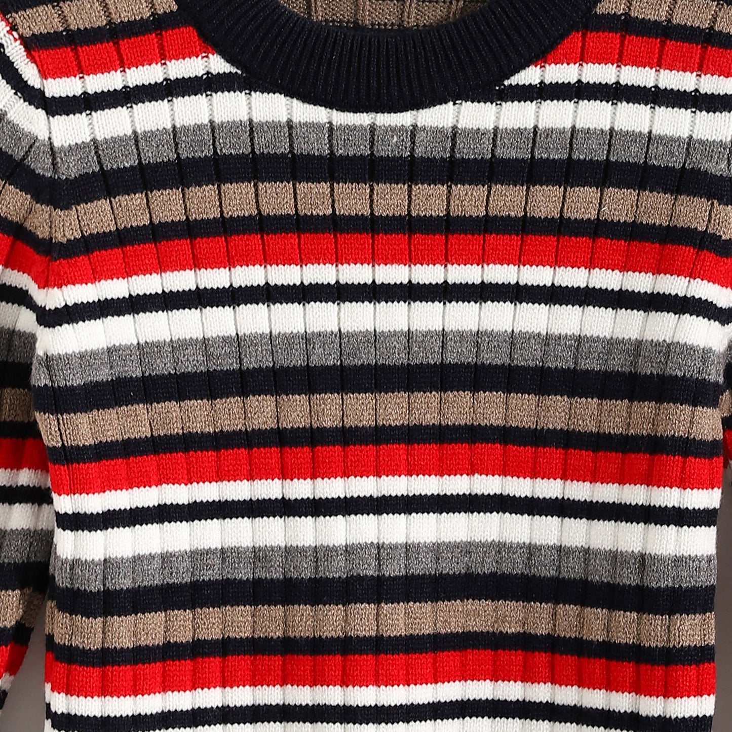 Round neck striped booklet