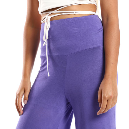 Jamila Women Solid Pattern Flare Fit Pants