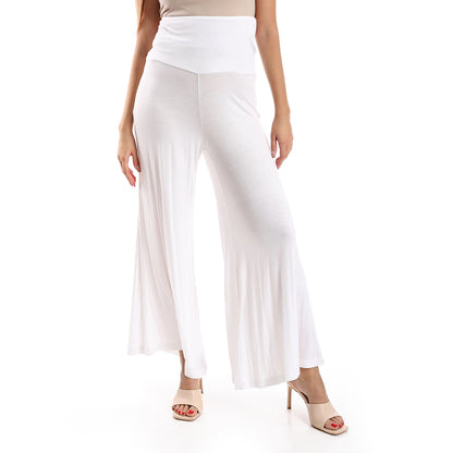 Jamila Women Solid Pattern Flare Fit Pants