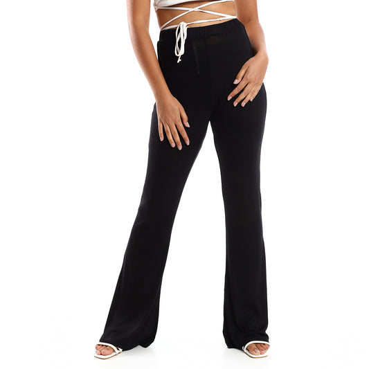 Jamila Women Flare Fit Solid PANTS