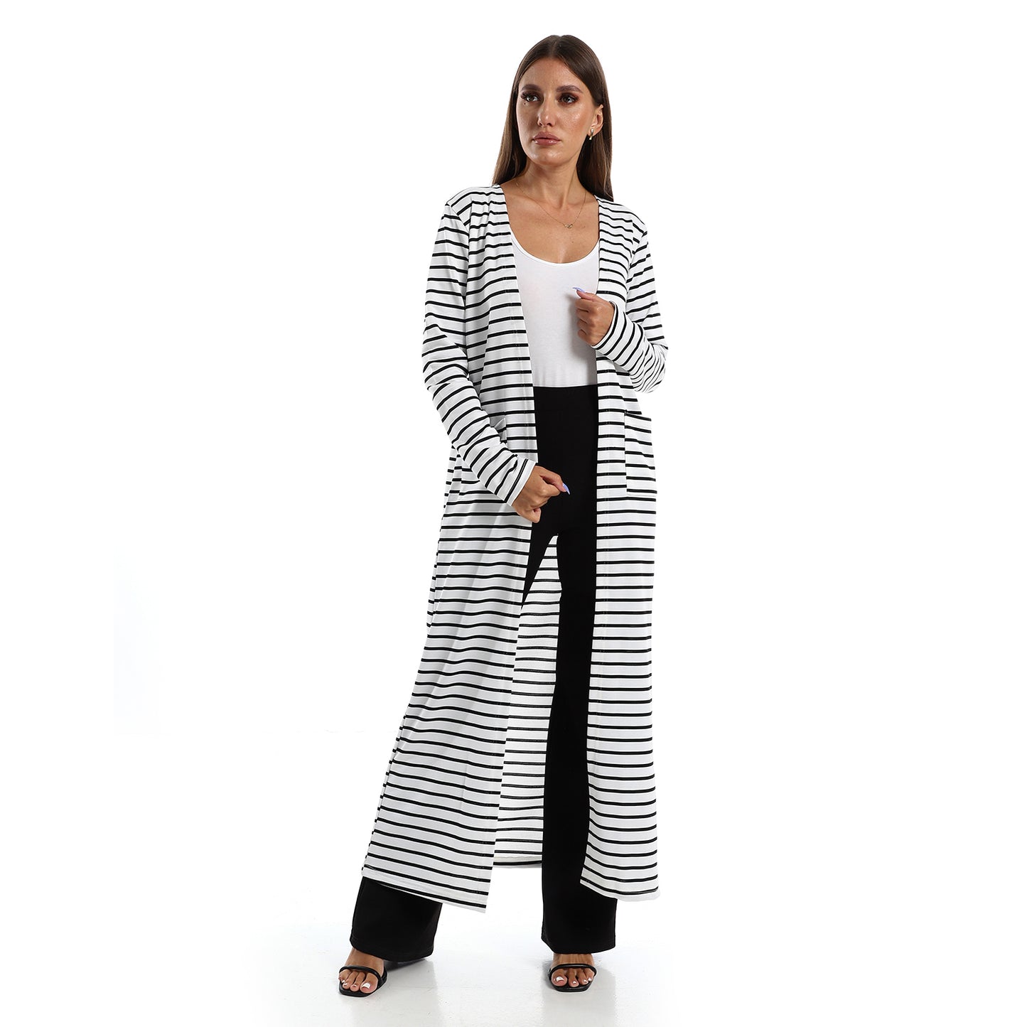 Jamila Women Long Sleeves Cardigan With Sided Pockets