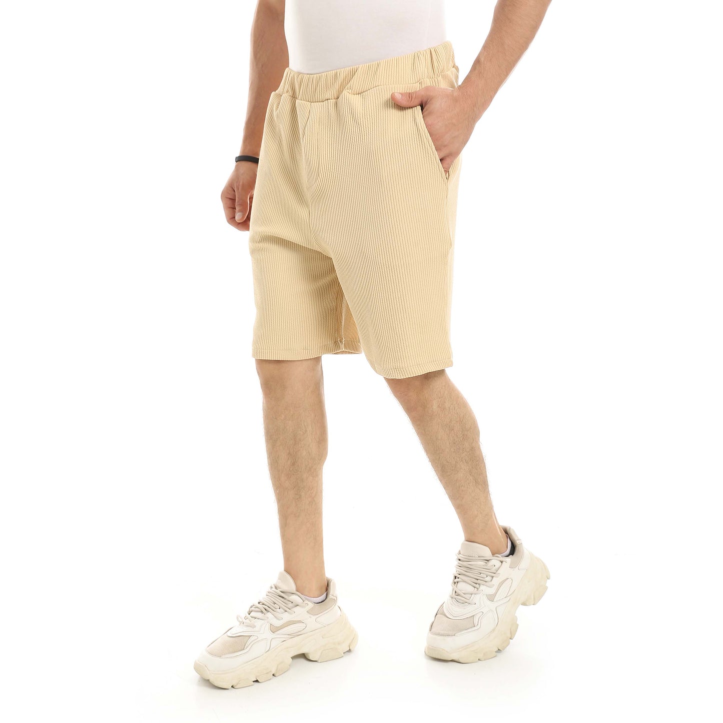 Red Circle Bromno Shorts Men