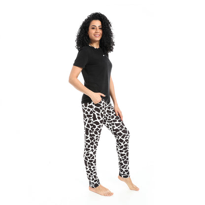 Self Pattern Short Sleeves Pajama Set