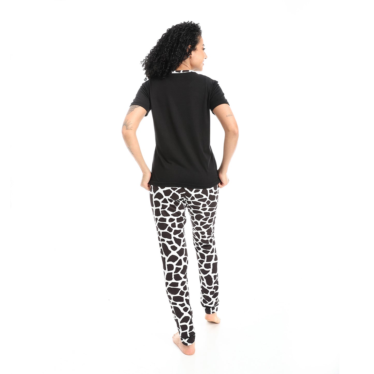 Self Pattern Short Sleeves Pajama Set