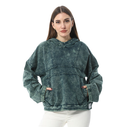 XTCY sweatshirt with a hood and a cut at the chest for women