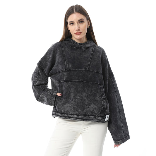 XTCY sweatshirt with a hood and a cut at the chest for women