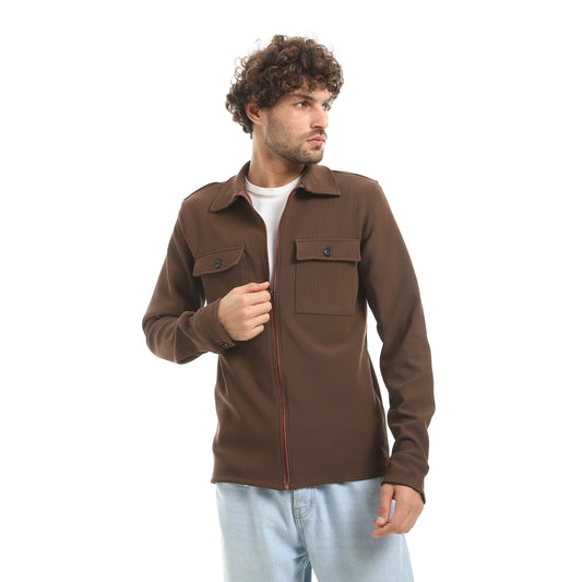 Knitted shirt with zipper