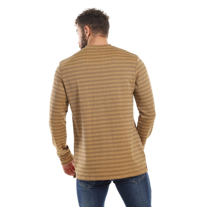 Off Cliff Lightweight Slip On V Neck Sweatshirt Men