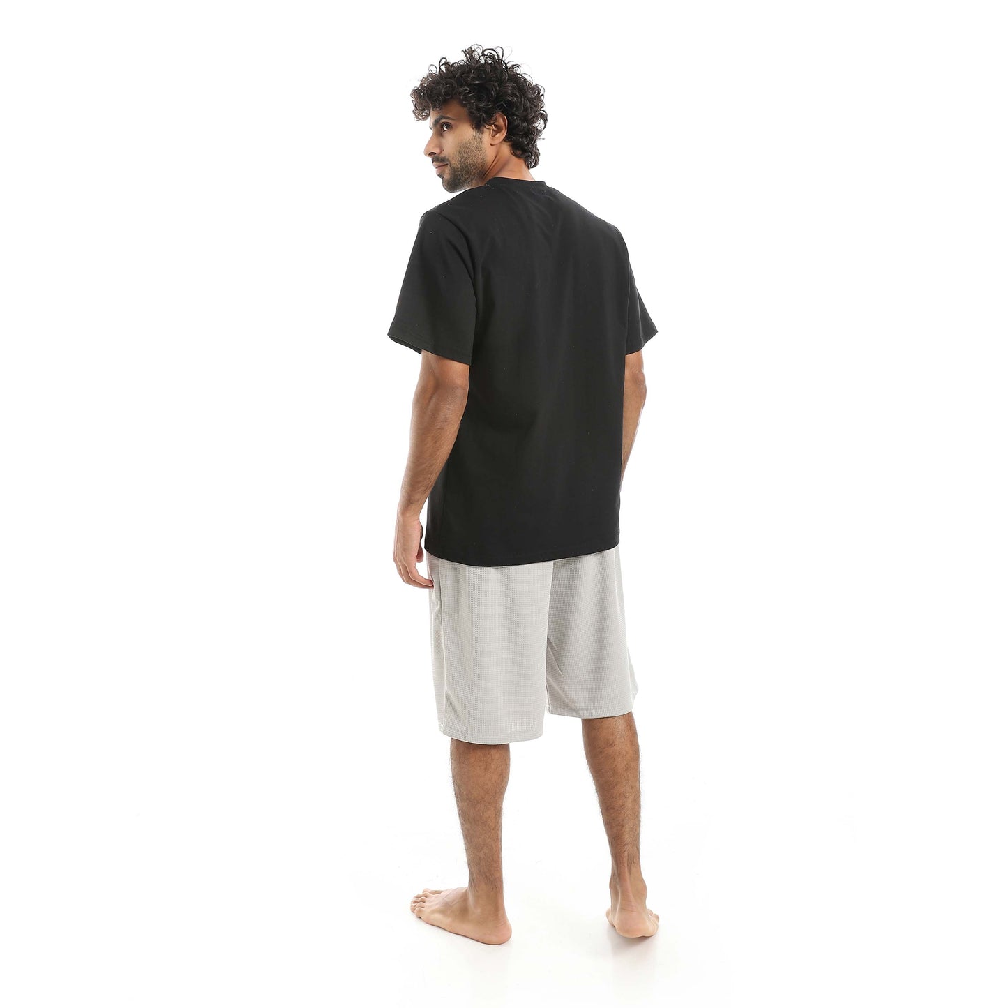 RED CIRCLE V-neck pajamas and plain shorts men