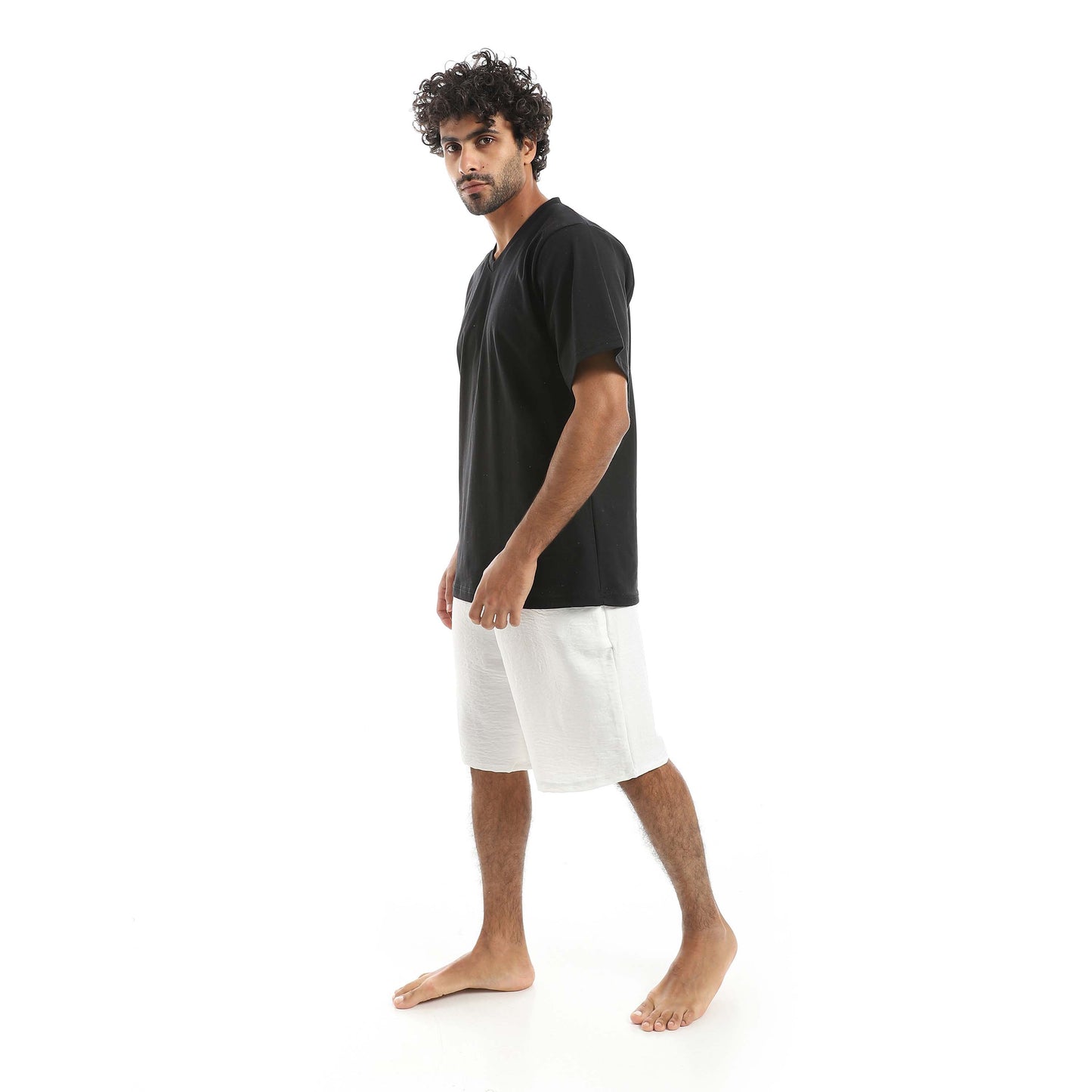 RED CIRCLE V-neck pajamas and plain shorts men