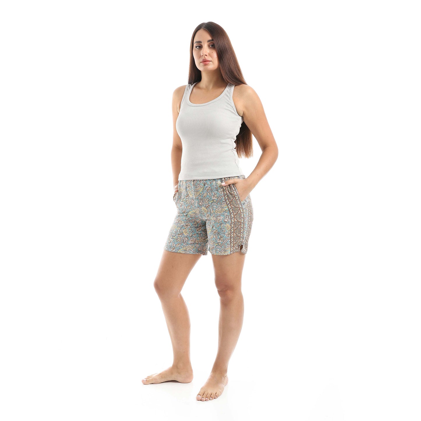 Jamila A set of Cut Derby and wooded shorts women