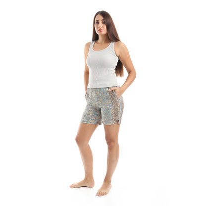 Jamila A set of Cut Derby and wooded shorts women