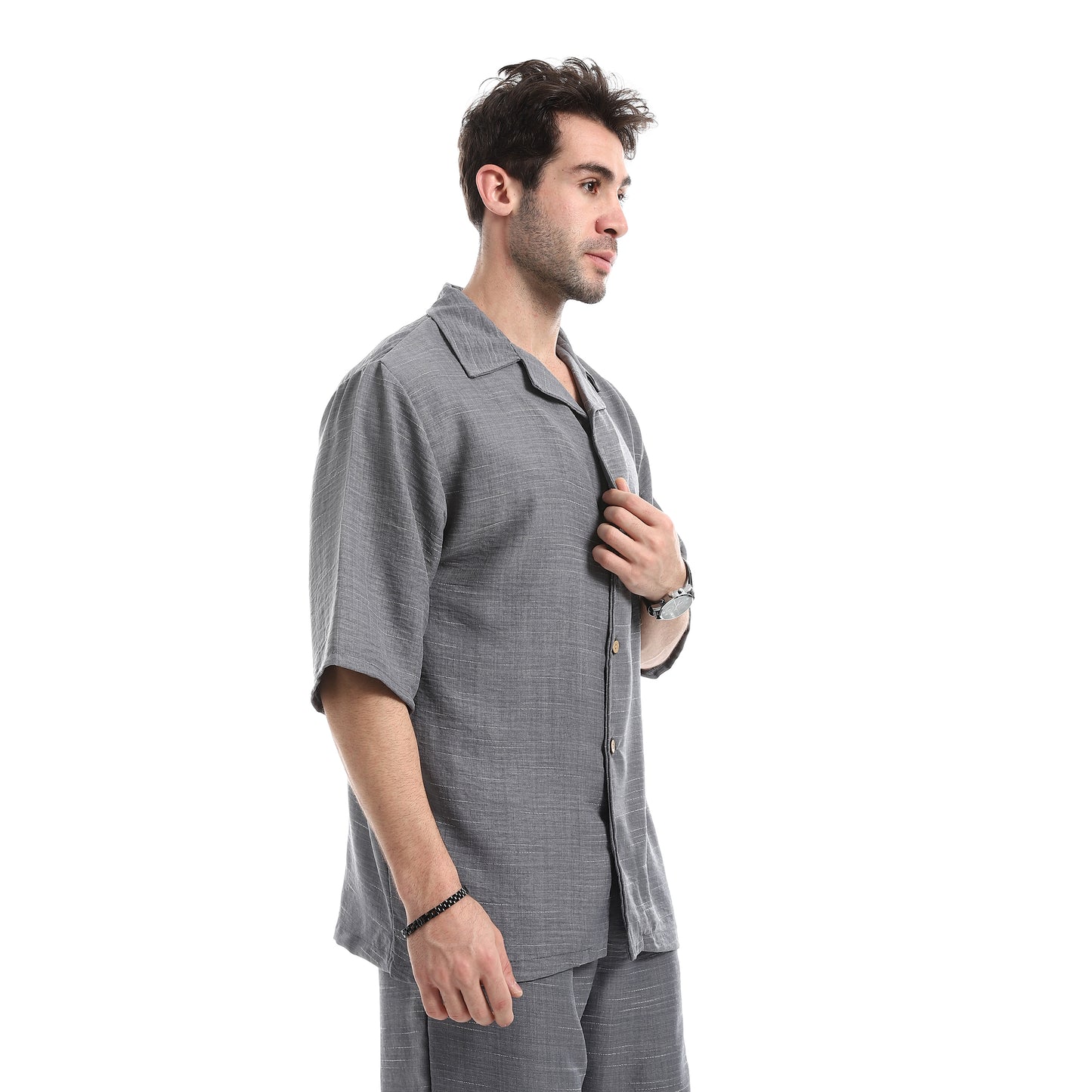 قميص كاجوال بأكمام قصيرة