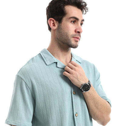 Short Sleeves Ribbed Button Closure Shirt