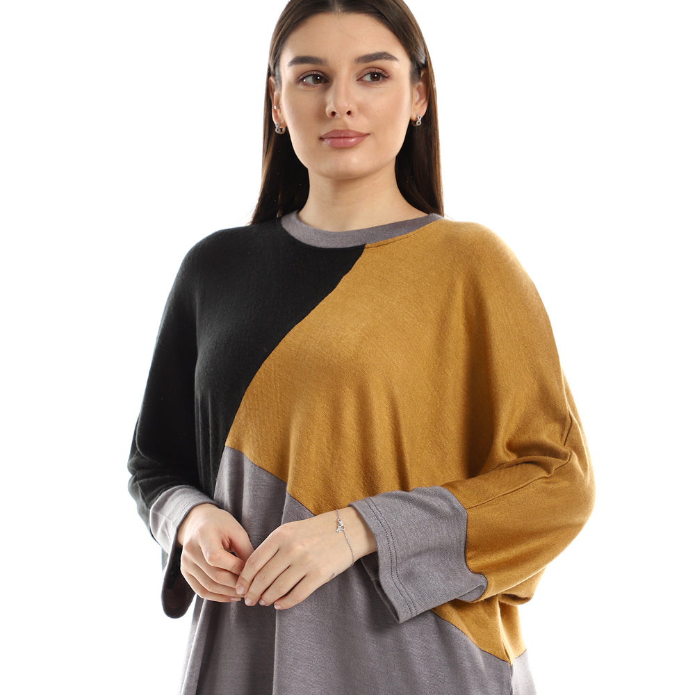 بلوزة جميلة مريحة بثلاثة ألوان مع بنطلون سادة