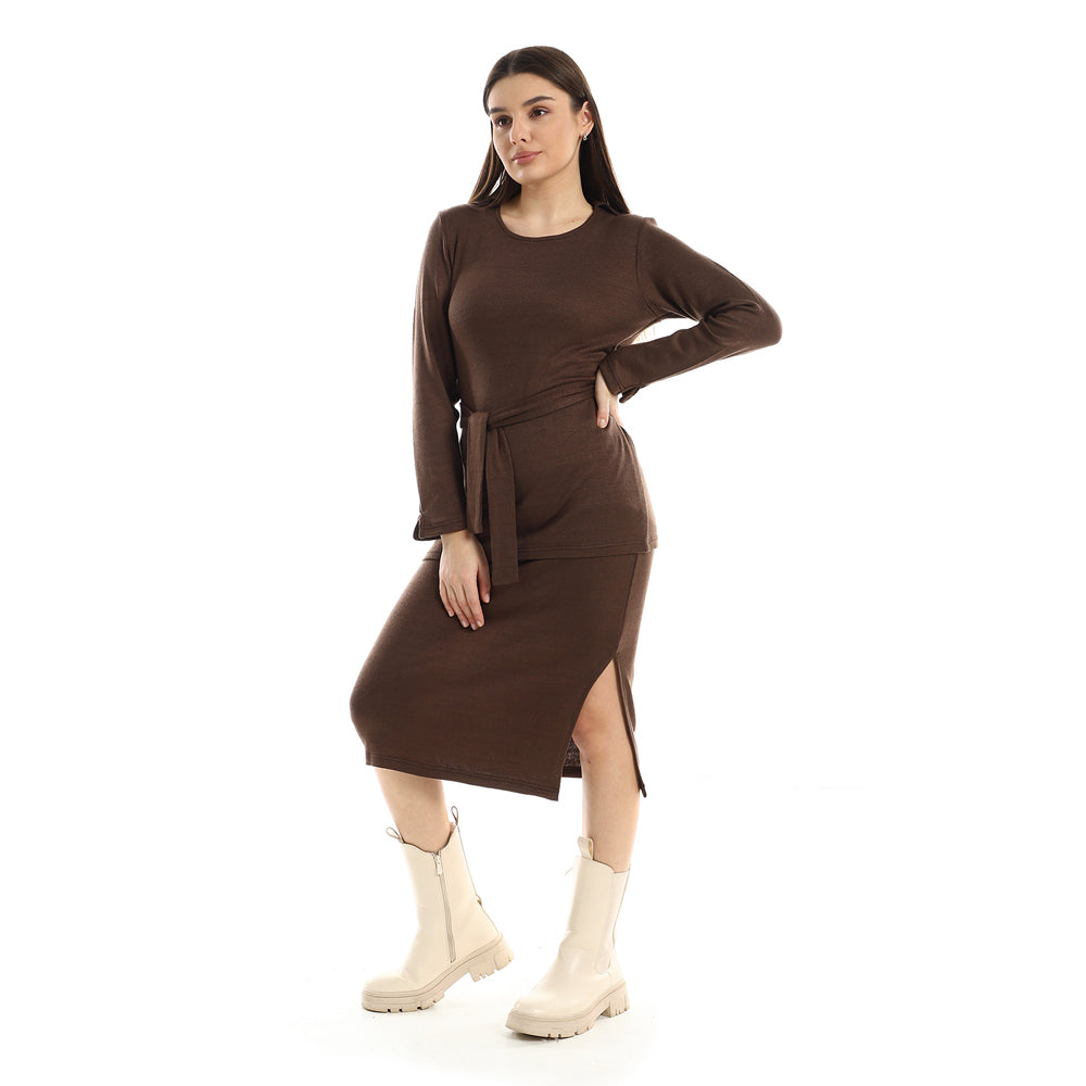 Jamila Women Set Of Side Slits Skirt With Plain Round Top