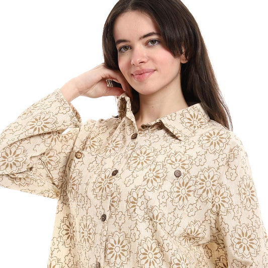 قميص تونيك بأزرار كبيرة الحجم